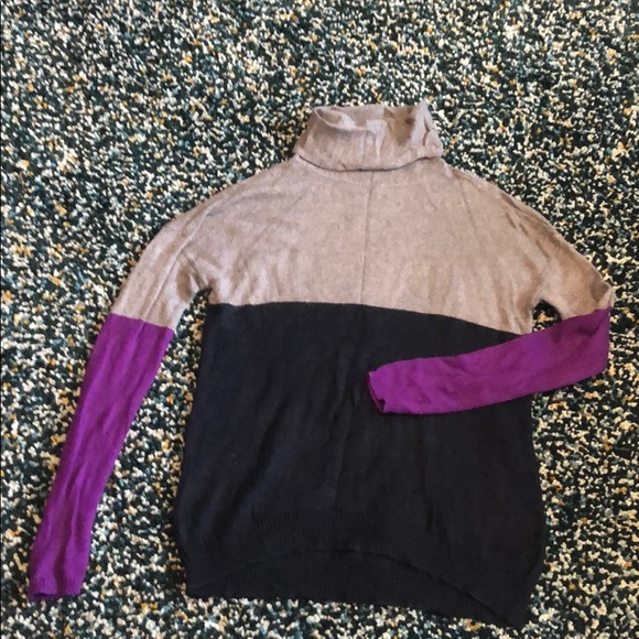 ‼️$5 CLEARANCE ‼️ Smart set 3 colors Turtlenecks sweater - Picture 1 of 3